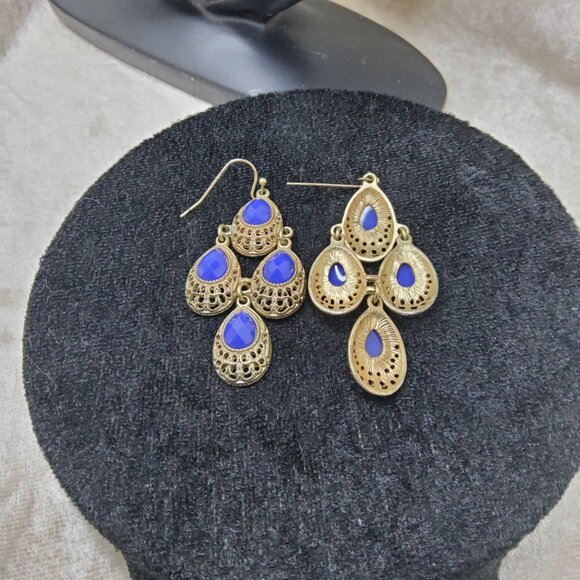 Antique-Style Gold & Blue Teardrop Dangle Earrings - Picture 5 of 5